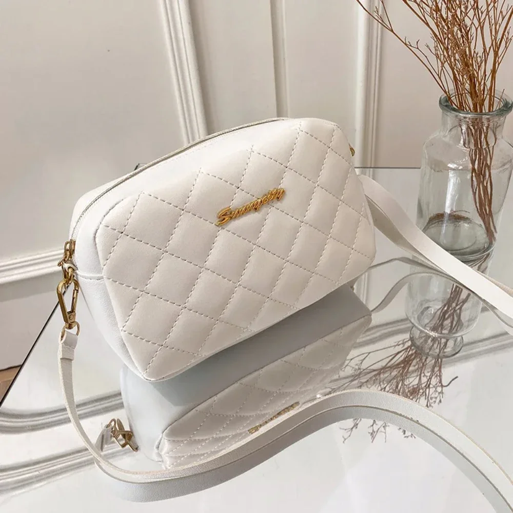 

2026 Tassel Small Messenger Bag For Women Trend Lingge Embroidery Camera Female Shoulder Bag Fashion Chain Ladies Crossbody Bags