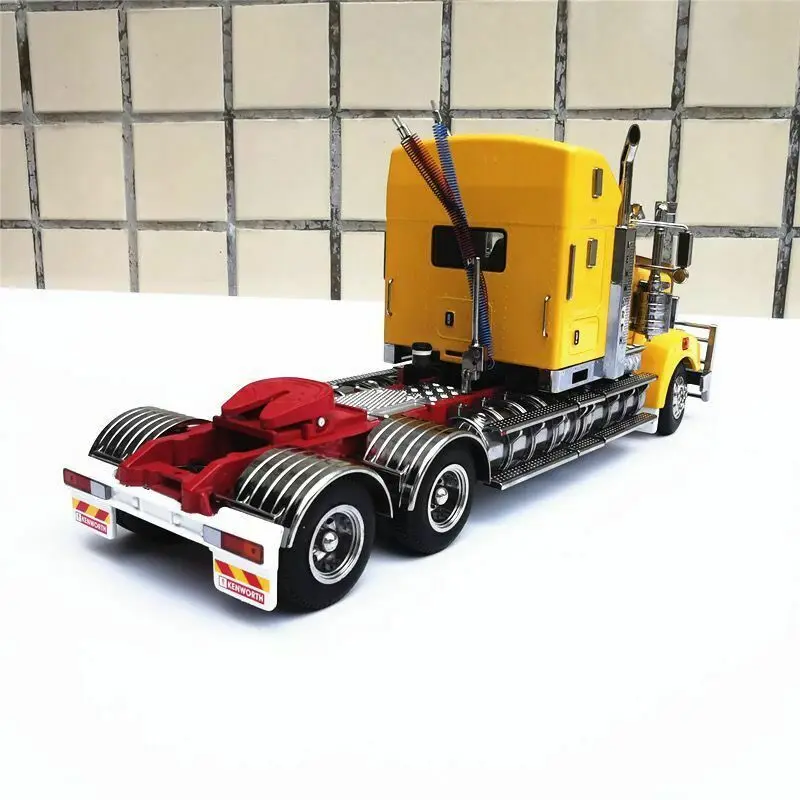 Exclusive T909 Prime Mover Australian Truck Yellow 1/32 Scale Die-Cast Tractor Model New in Box