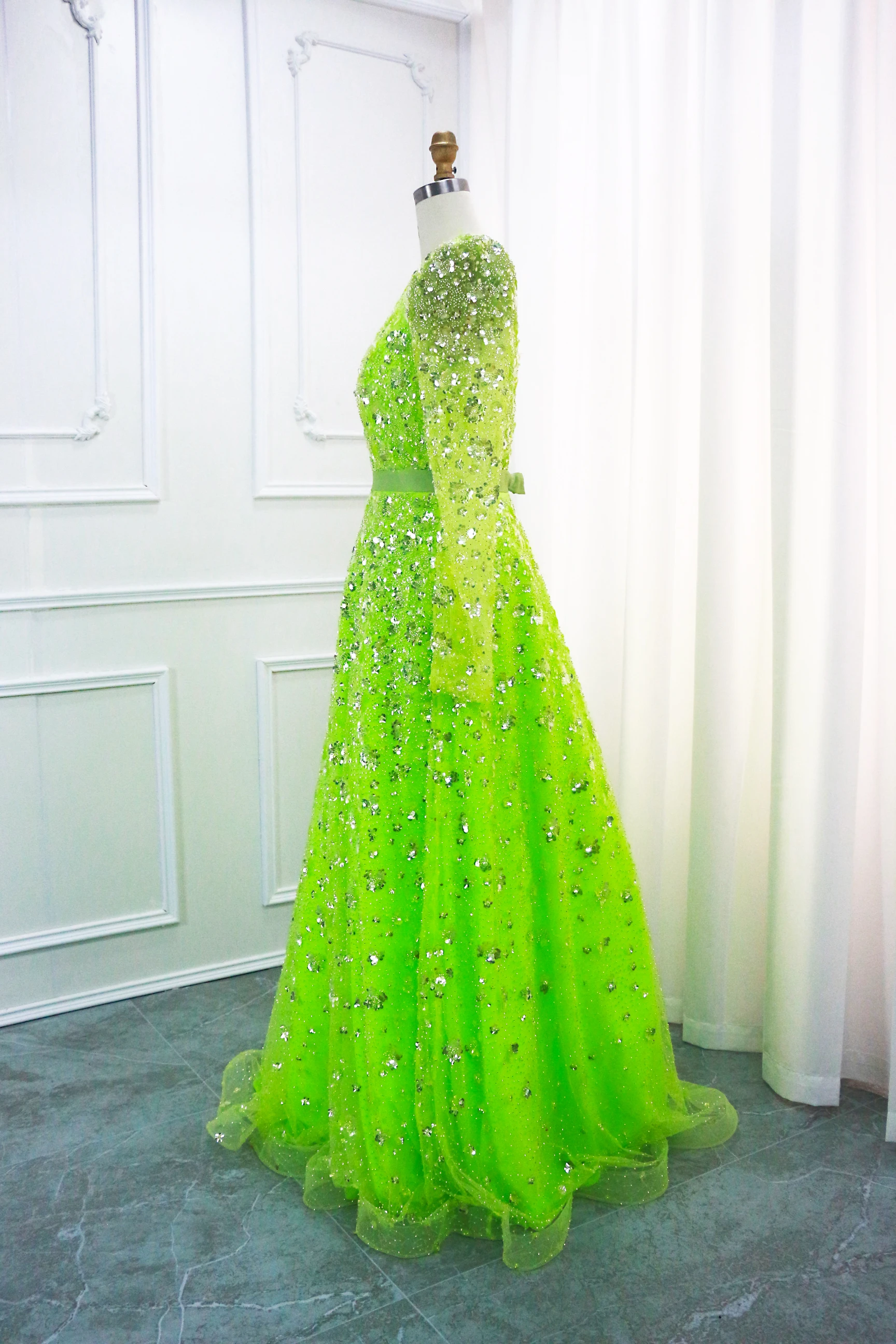 Hot Sale Muslim Green A Line Evening Dresses Luxury Sleeves Beaded Prom Formal Gowns 2024 For Women Party with Best Price