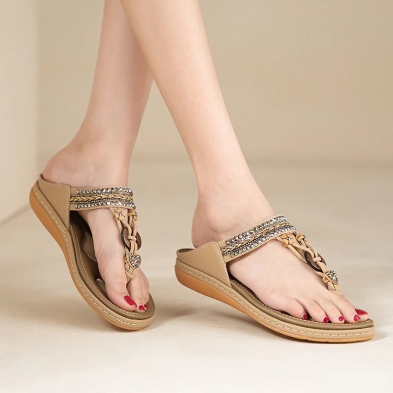 موضة حجر الراين الوجه يتخبط امرأة الصيف الأحذية عادية خفيفة الراحة لينة وحيد صنادل شاطئ بوهيميا نمط نعال مسطحة