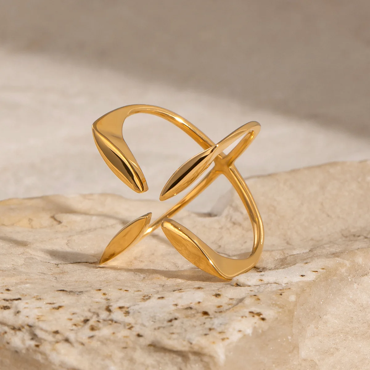 Yori New Stainless Steel Jewelry Minimalist Metal Golden 18 K PVD Plated Allergy Statement Fashion Jewelry 2024