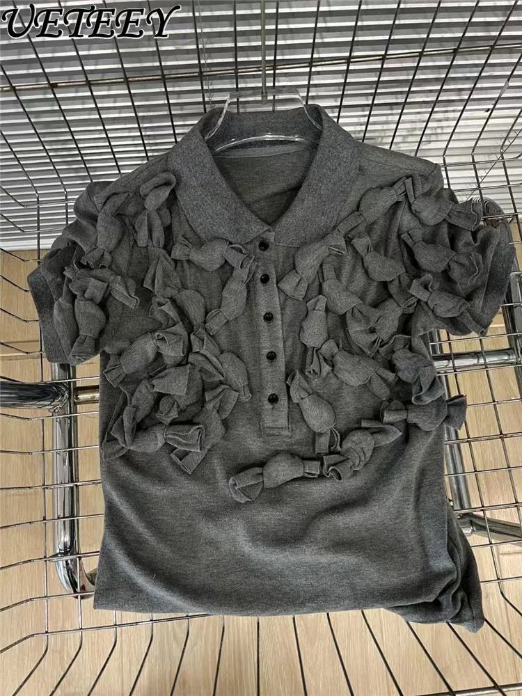 2025 春夏の新ニッチデザインセンスフラワー装飾半袖 Tシャツ気質シンプルなカジュアルトップ女性のための