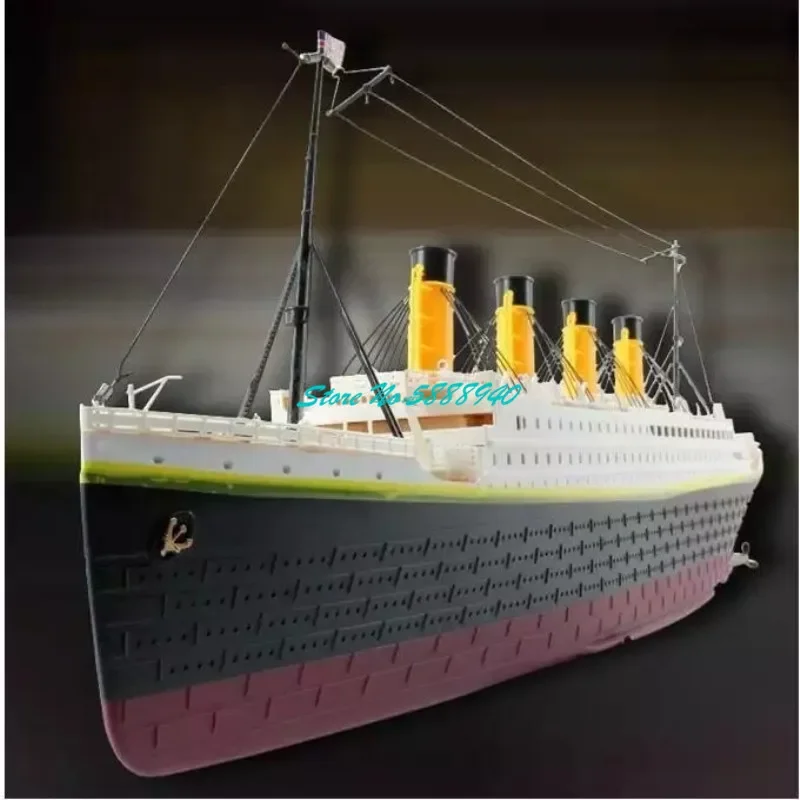 80CM Large Remote Control RC Boat Luxury Cruise 2.4G 150M USA Theme Film Simulation Bight Lighting Waterproof High Speed RC Boat