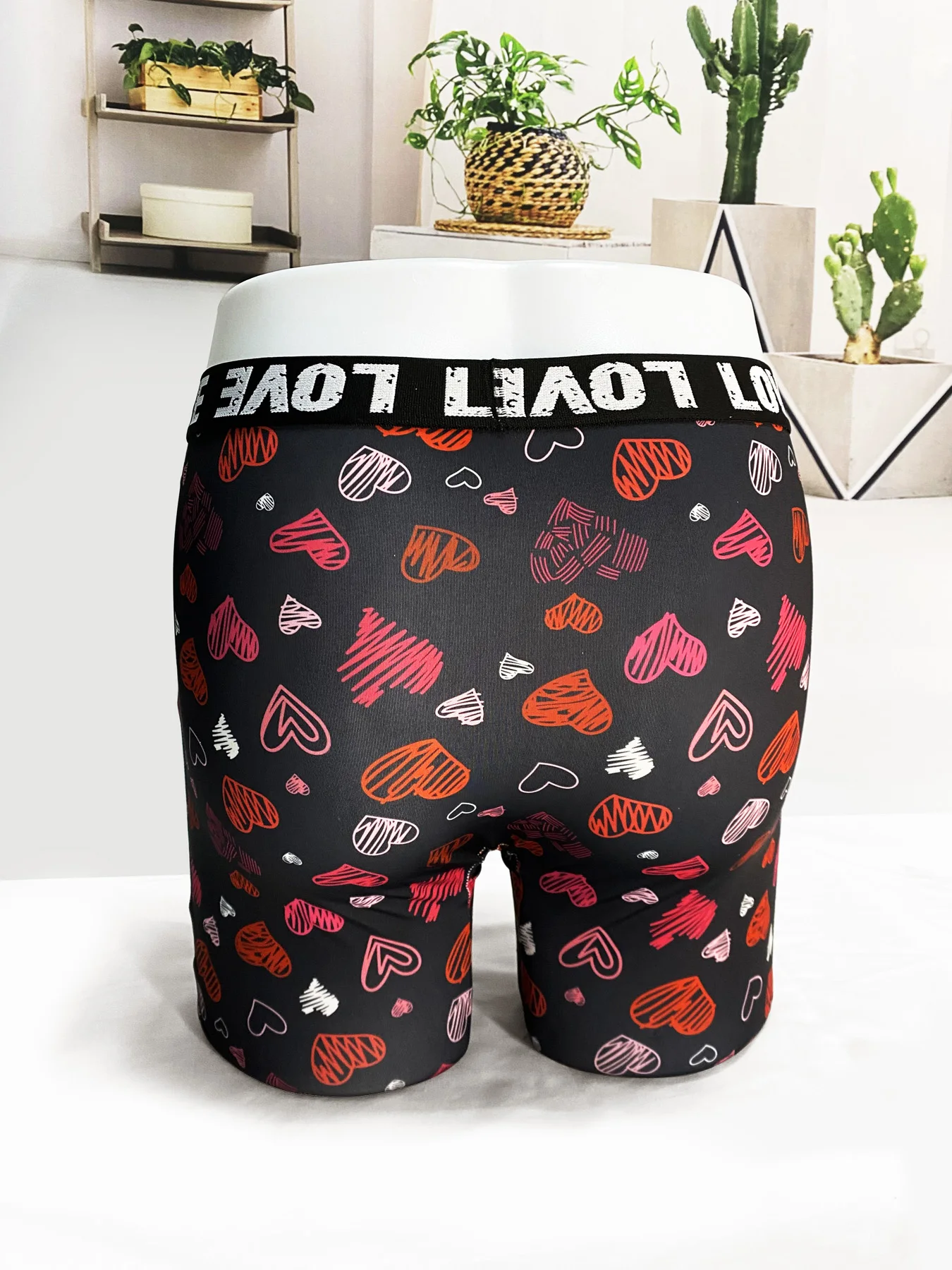 Men Shorts Underpants Black Fashion Lips and Hearts Printed Boxers Sports Casual Soft Smooth Valentine\'s Day gift underwear