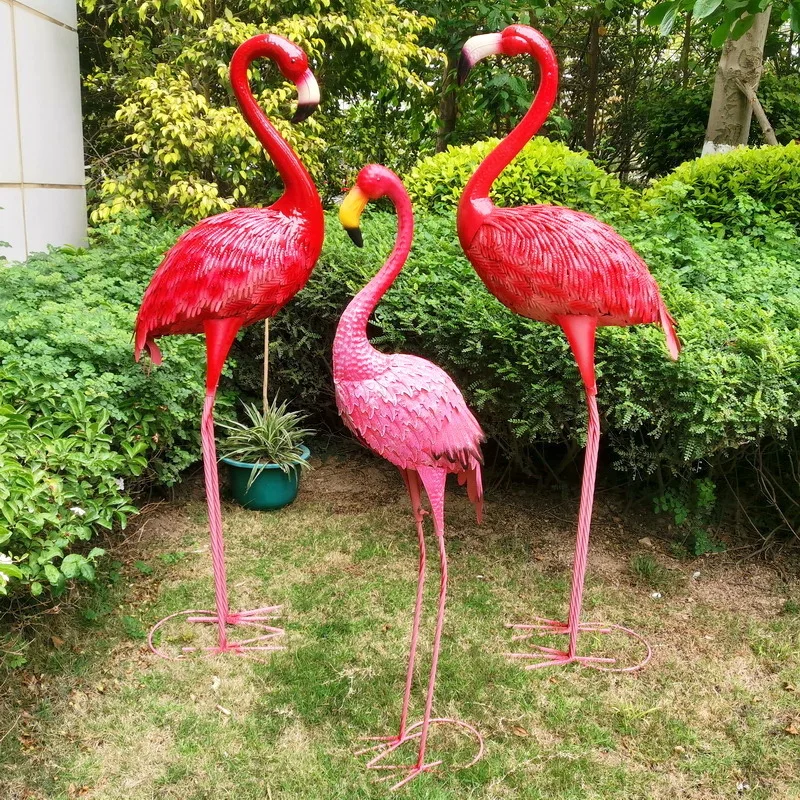 

Hot Selling Outdoor Courtyard Decoration Villa Landscape Showcase Shop Displaying Wrought Iron Garden Animal Ornaments Flamingo