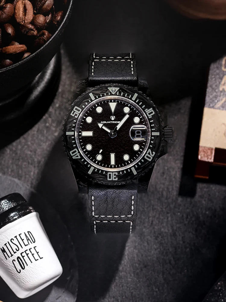 Where to watch Carbon Fiber Diving Men\'s Luxury Casual Watch SW200 Automatic Mechanical Sapphire Super Luminous Watch Men\'s Gift