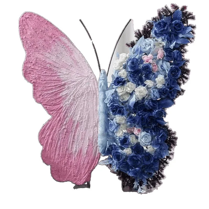 

Giant Internet celebrity butterfly decoration ornament, clock in the store door area, advanced photo background