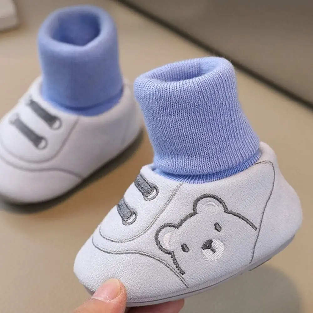 Soft Rubber Sole Baby Walker Shoes Non-Slip Breathable Infant Shoes Cartoon Design Wear-resistant Baby Booties Walking Practic
