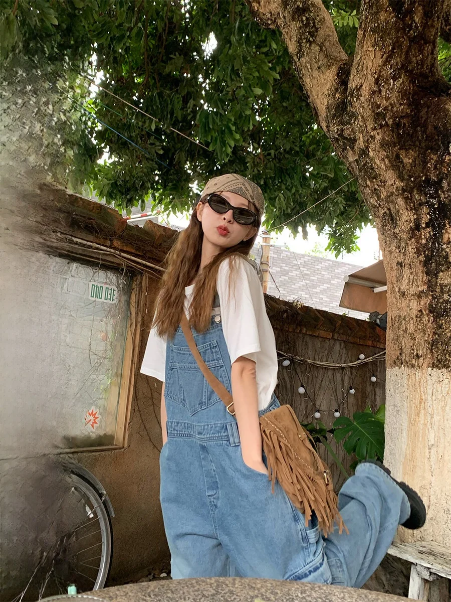 

Retro American Modern RAINY Women's Jeans Spring Autumn Straight Loose Classic Denim Overalls High Waist Button Closure Deep ...