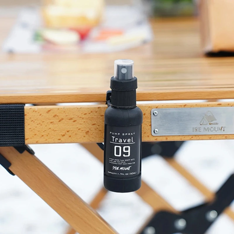 زجاجة رذاذ تكتيكية سعة 50 مل - موزع كحول سيليكون للتخييم/المشي لمسافات طويلة، تصميم معلق محمول مقاوم للتسرب وقابل لإعادة الاستخدام #5