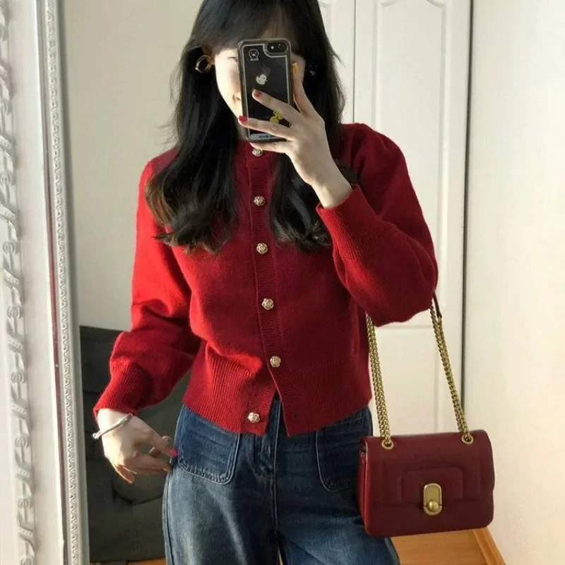 Knitted Cardigan Women Buttons O-neck Long Sleeve Retro High-end Red Sweaters Design Cropped Tops Korean Popular Streetwear New