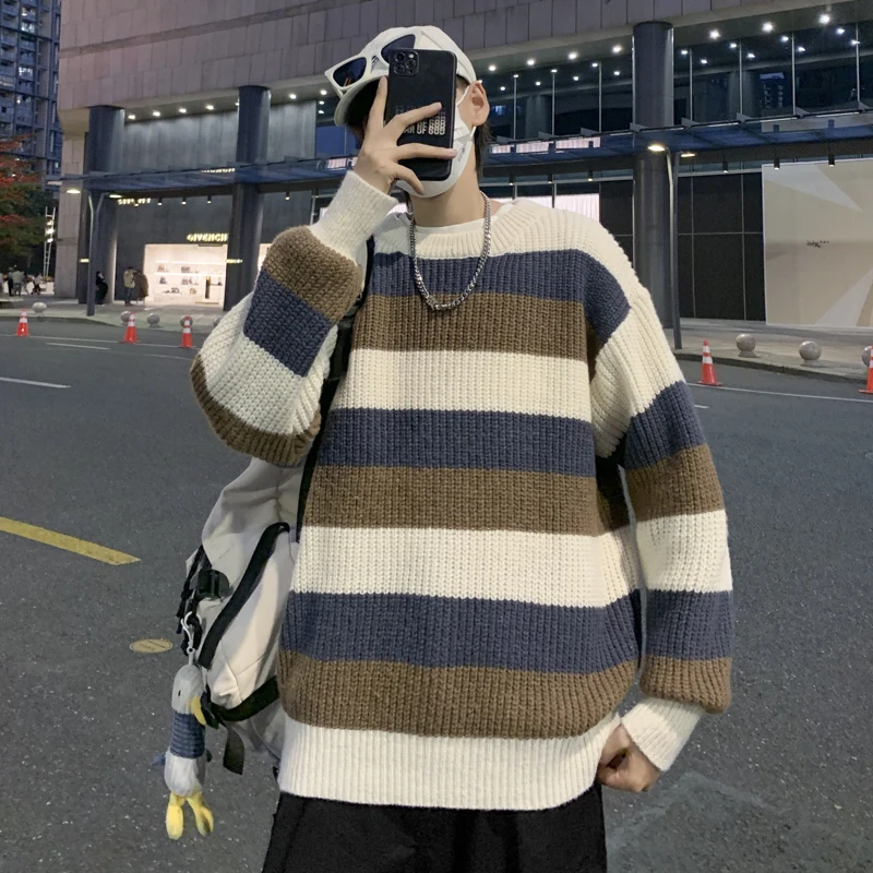 سترة متماسكة مخططة غير رسمية للرجال لخريف وشتاء جديد Sle فضفاض بوت اللون Blo Lazy Sle Faionable ملابس يومية طويلة Sle...