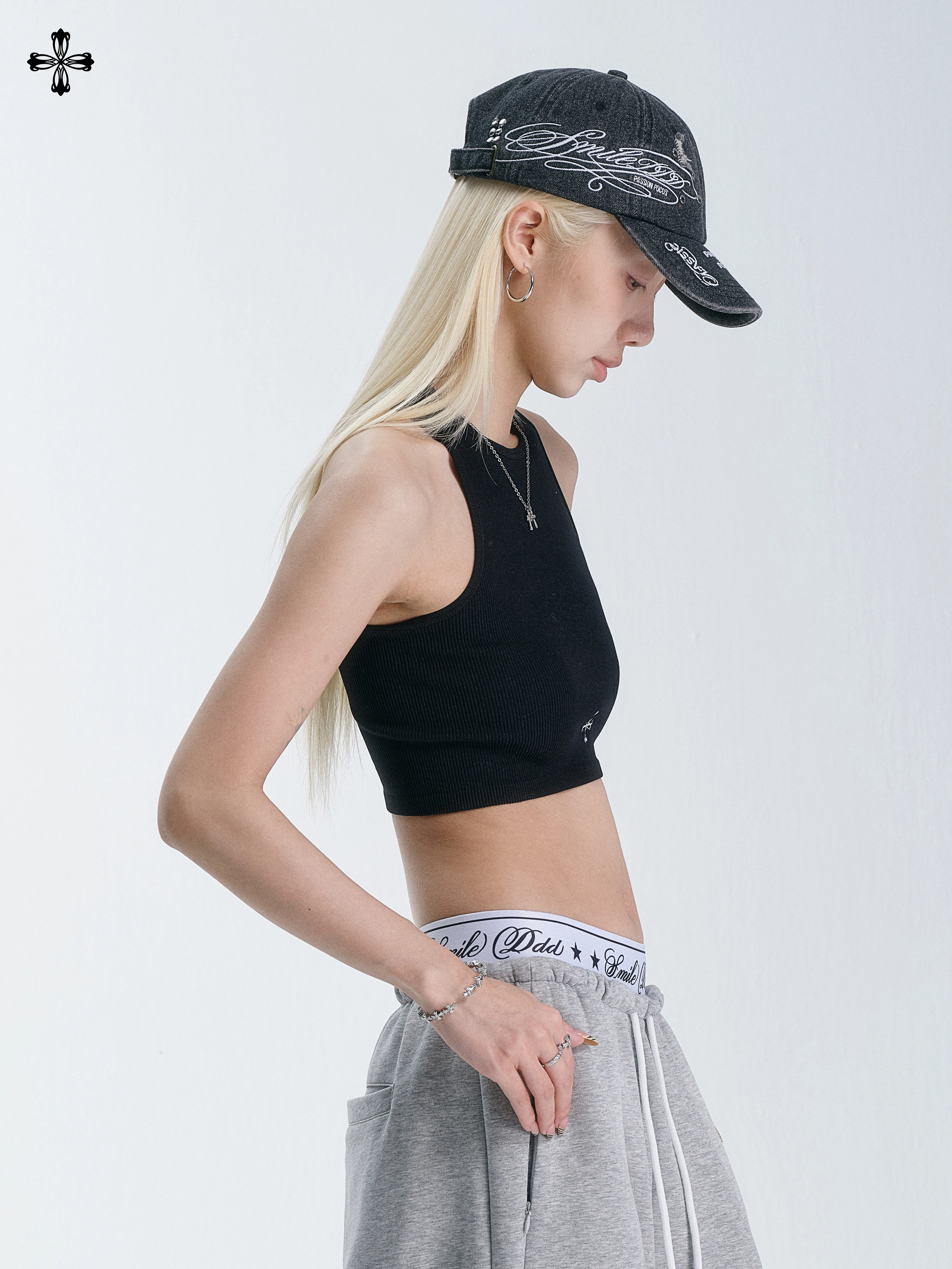 Smile Ddd Short Work Vest Women's Slim Fit Summer Inner Wear Spicy Girl Embroidery Strap Jazz Sports Top round Neck Nylon Fabric