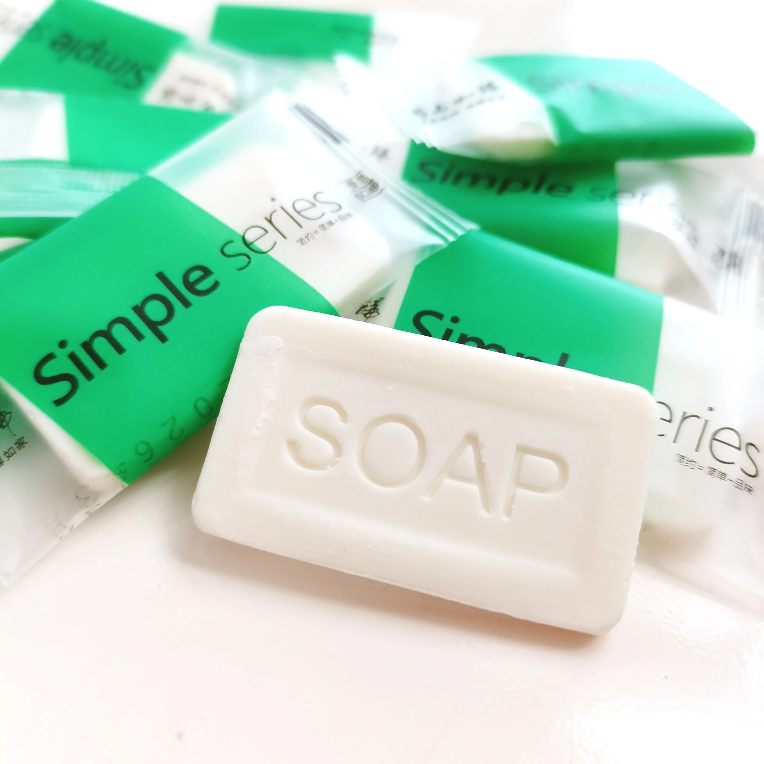 Free Shipping Travel Size Portable Fresh Aroma Simple Style 6-7G/0.2ounce Bath Soaps for Hotel Supplies Washing Hand Body Bulk