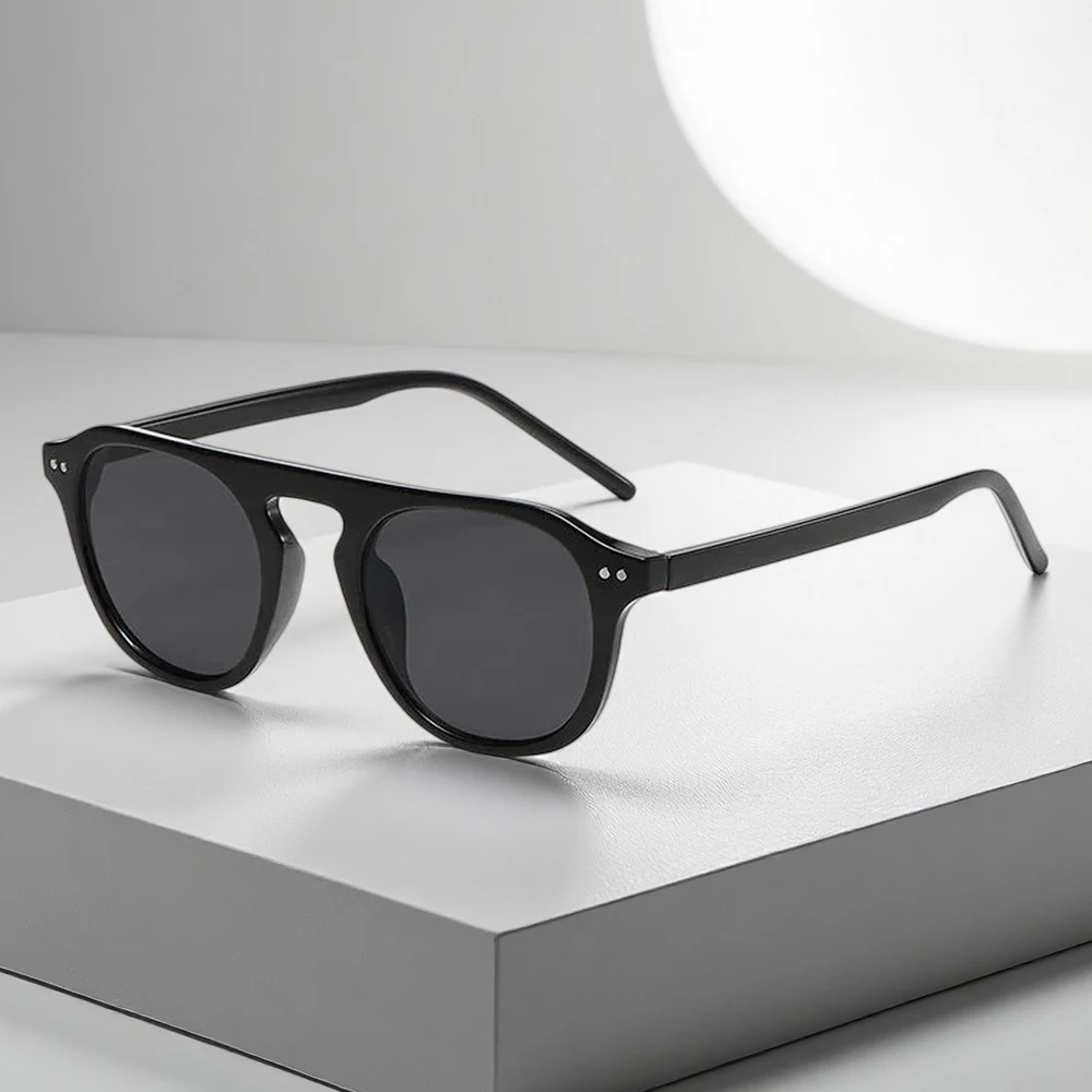 Vintage Runde Sonnenbrille für Männer und Frauen Retro Nieten-Sonnenbrille Modische Casual Outdoor Reise Fahrbrille Urlaubs-Eyewear