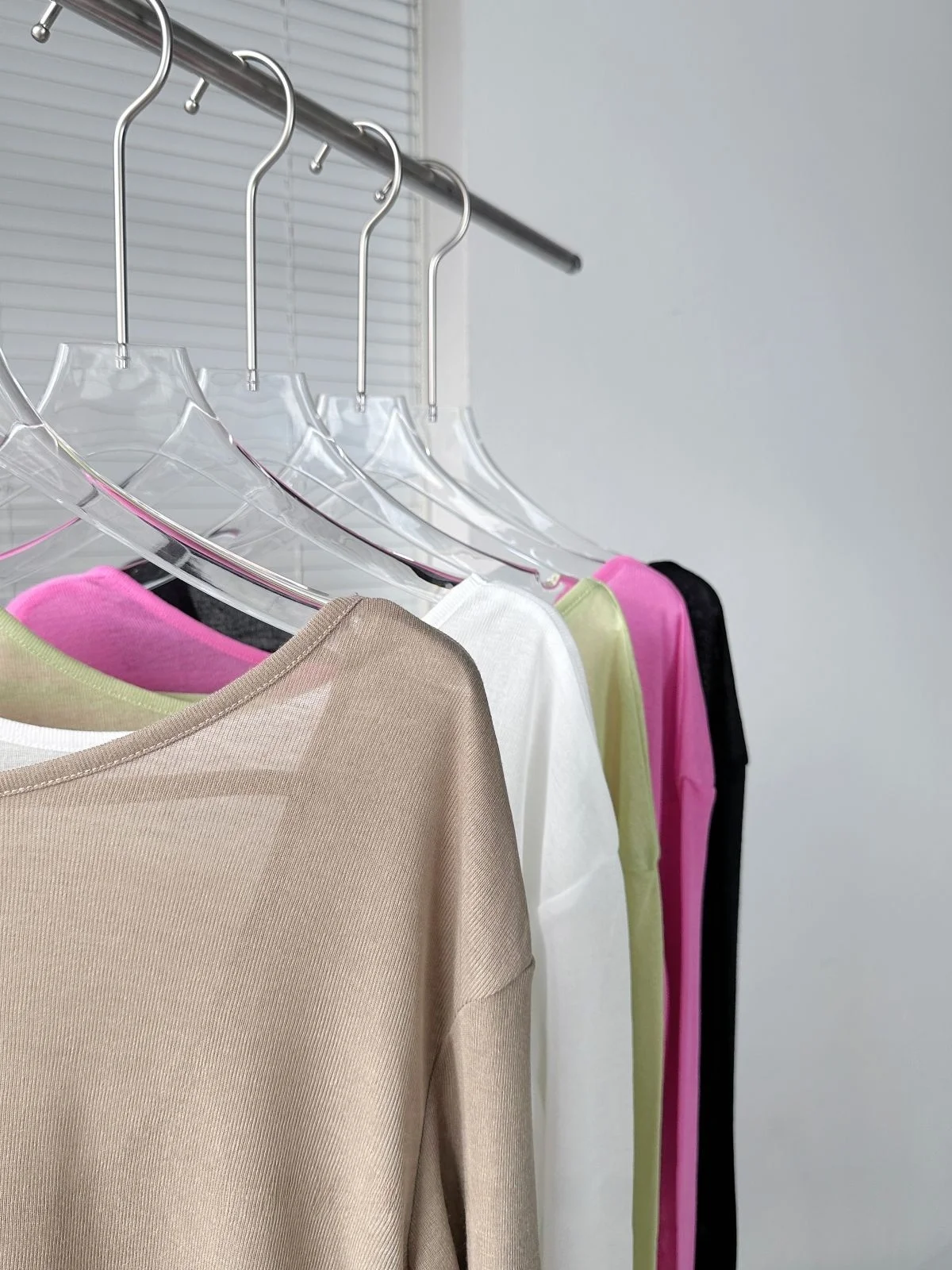 Maglietta Sportiva Leggera e Comoda da Donna per Yoga, Protezione UV, Corsa, Pilates, Ginnastica, Manica Lunga