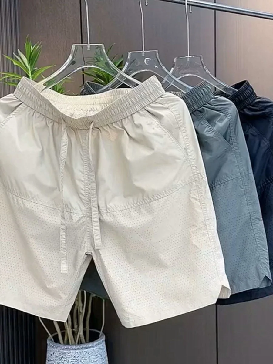 

Мужские повседневные спортивные брюки из ледяного шелка, летние, тонкие, быстросохнущие, свободного кроя, длиной до колена, дышащие, комфортные, со средней/низкой посадкой на талии