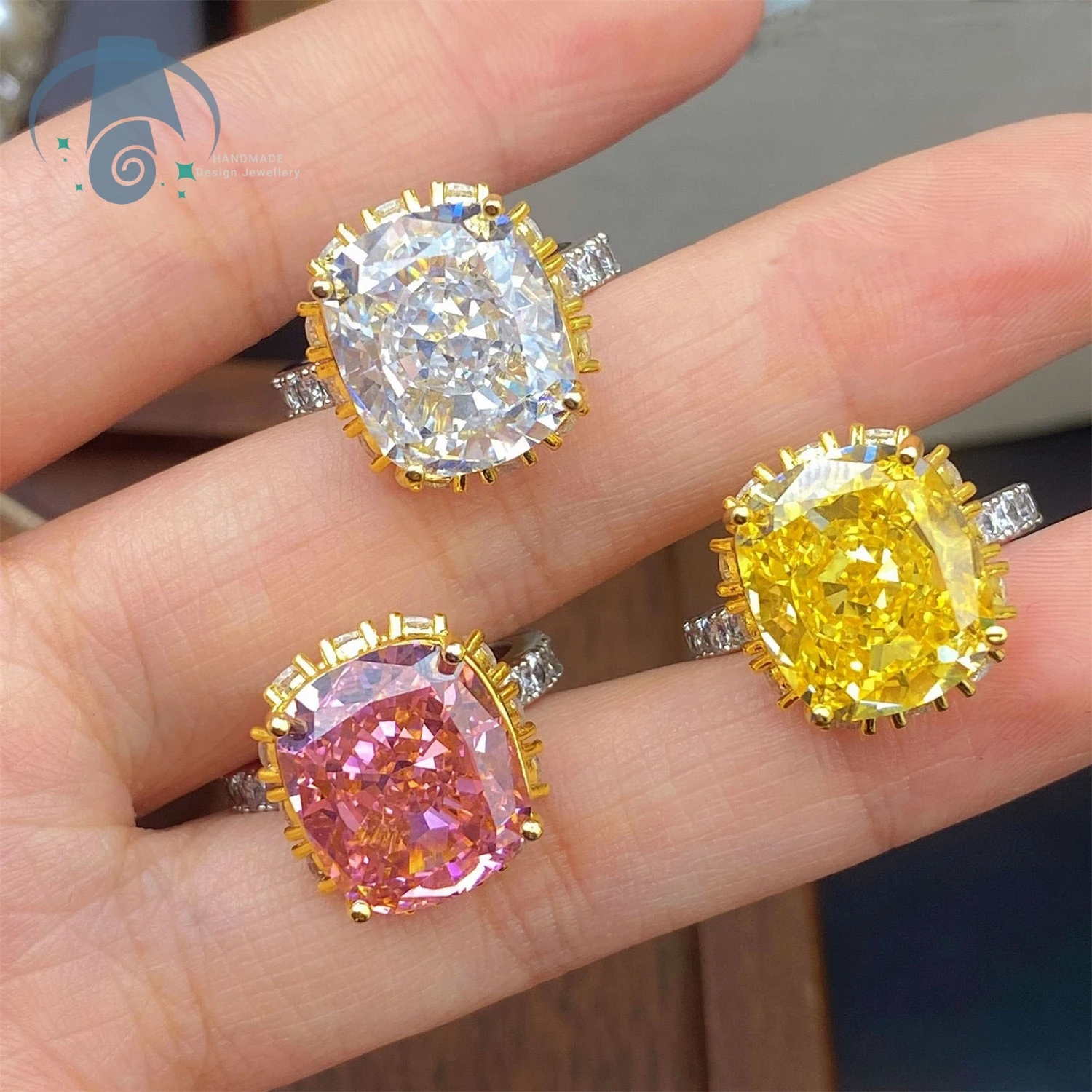 Light Luxury Design Inspired By Natural Aschfenda Color Flower Pillow Shaped Goose Yellow Pigeon Egg Live Ring for Women