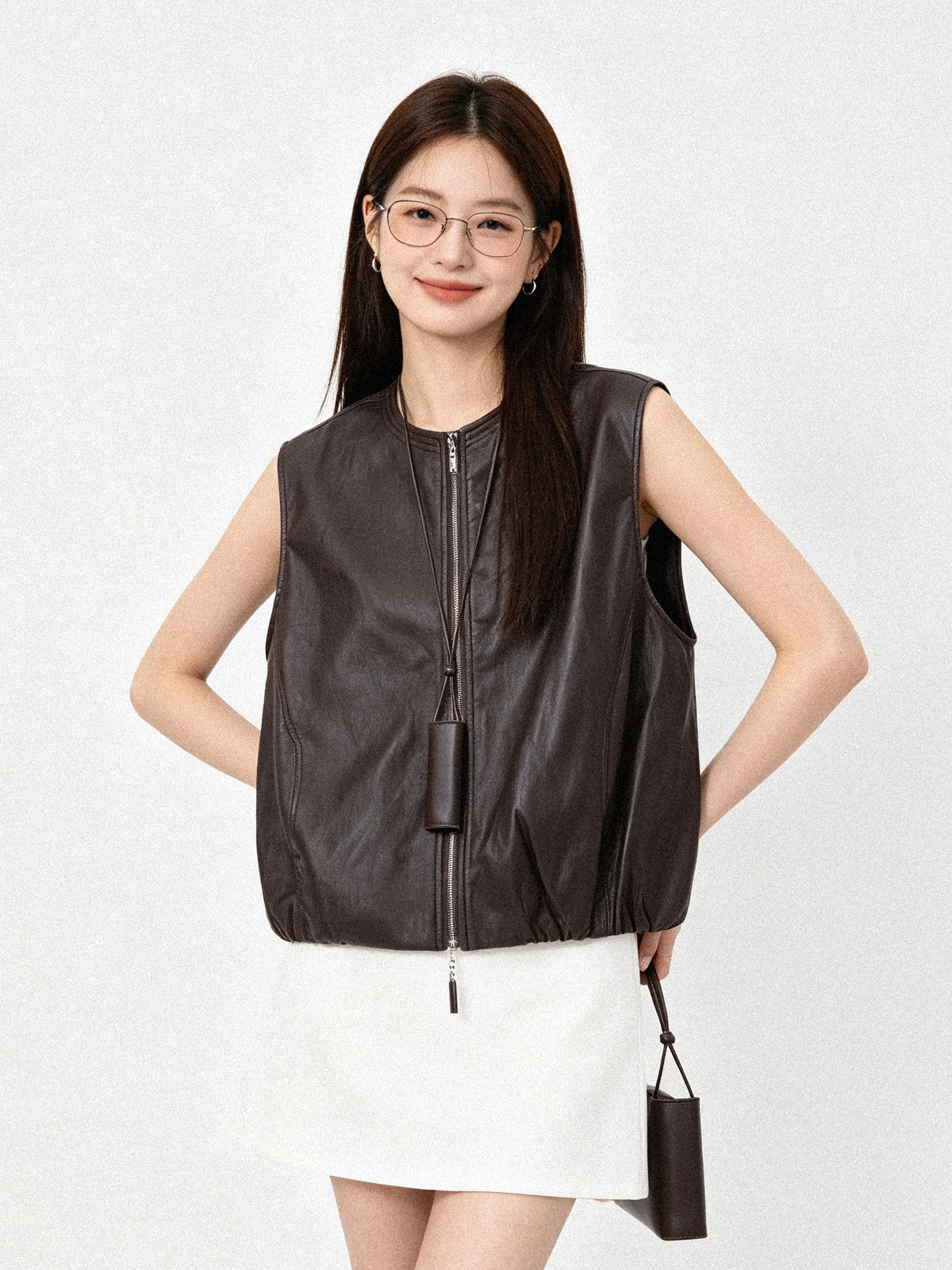 Early Autumn New Style Retro Soft Leather Vest Zipper round Neck Loose Sleeveless Layering Jacket Korean Style Short Coat