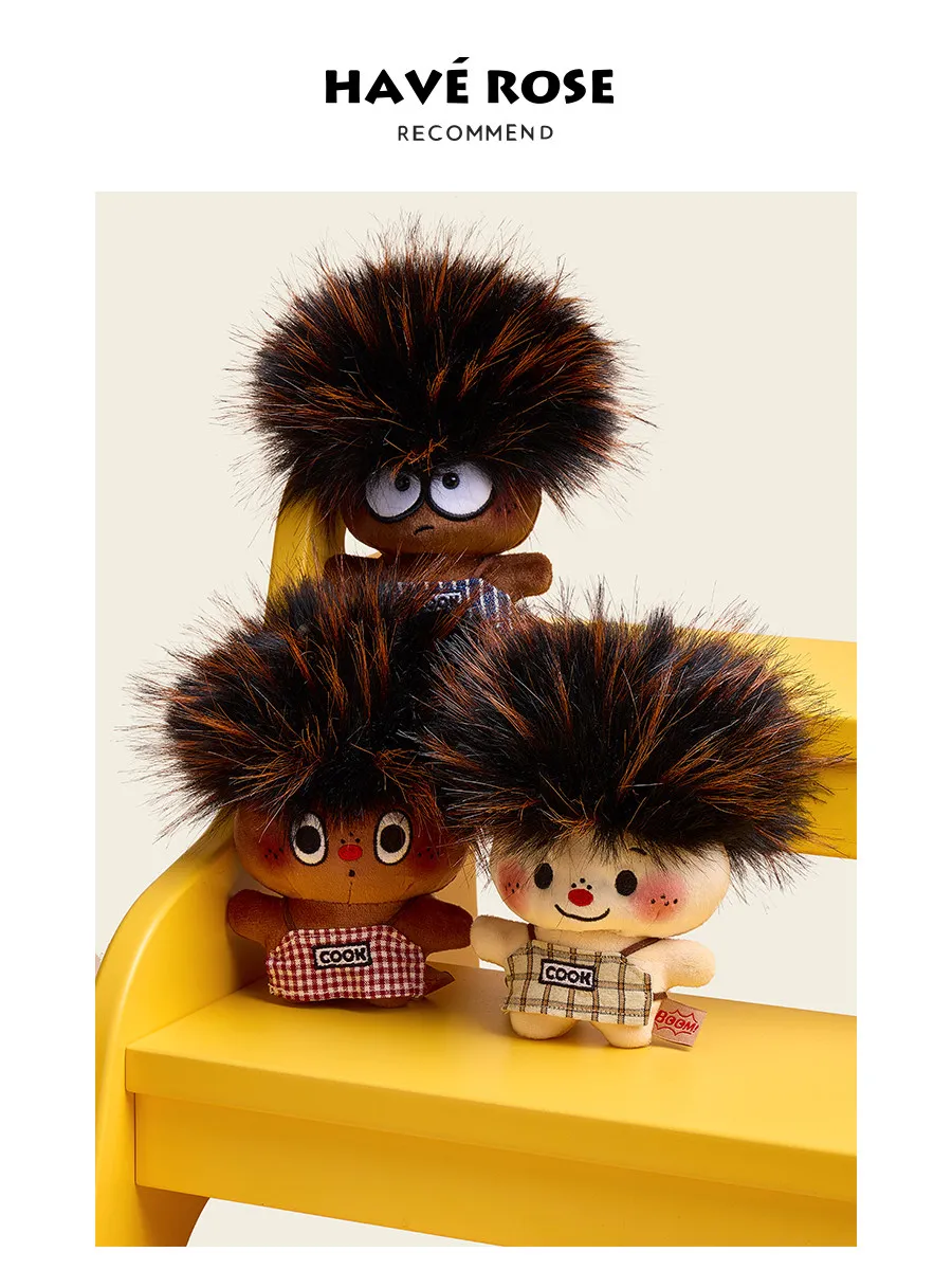 バラのような縮れた髪のかわいい漫画風ぬいぐるみキーホルダー、楽しいバッグチャーム、バックパックペンダント、バッグペンダント人形用のクリエイティブなアクセサリー