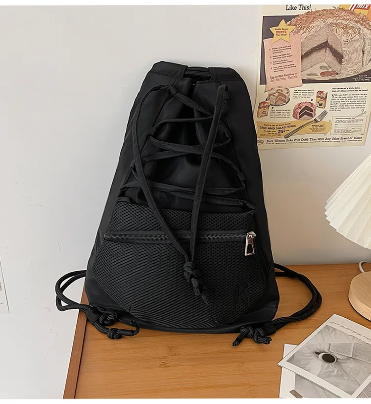 1 حقيبة ظهر عملية بجيب شبكي برباط للرياح، حقيبة لياقة رياضية كاجوال الكل في واحد، حقيبة للتنقل من الدرجة الأولى