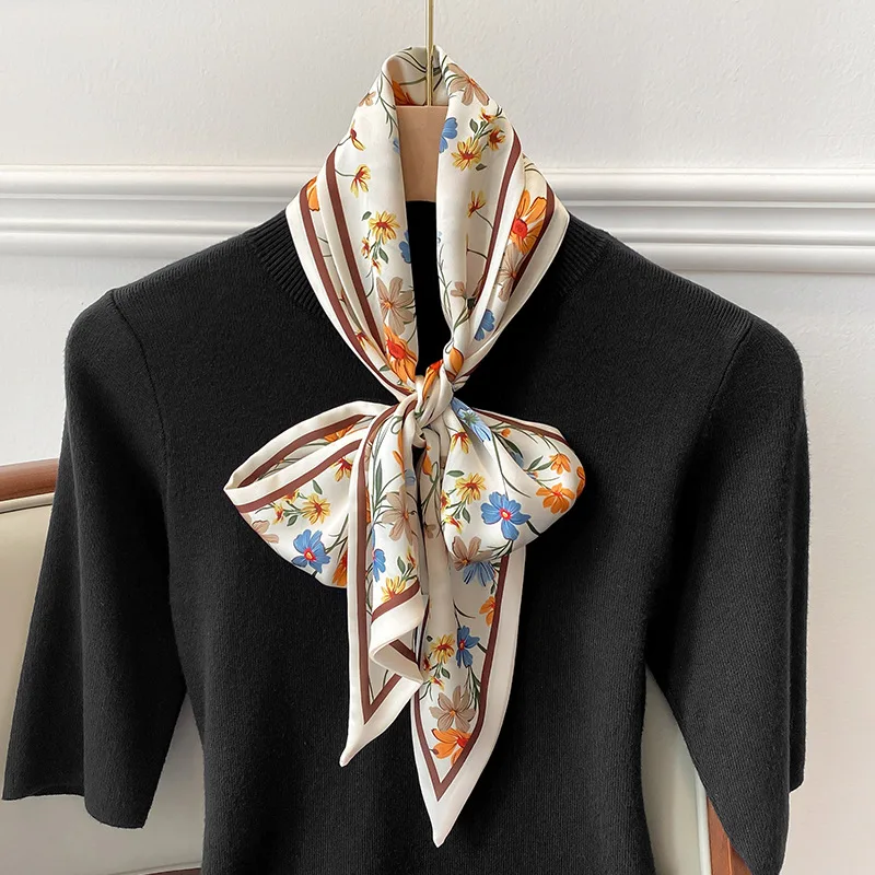 Spring/Summer Elegant Stylish Flower Lightweight Scarf  With Diagonal Corners For Women Purse Streamer Soft Satin Neckerchief