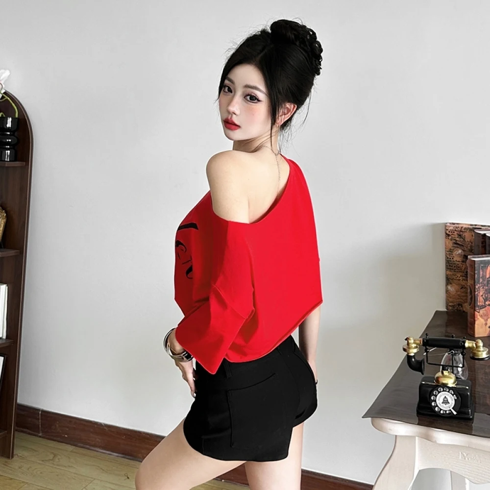SylCue Letter Print Oversized T-shirt Women Skew Collar Short Sleeves Off Shoulders Irregular Hem Hip-hop Style Trend Crop Tops image 3