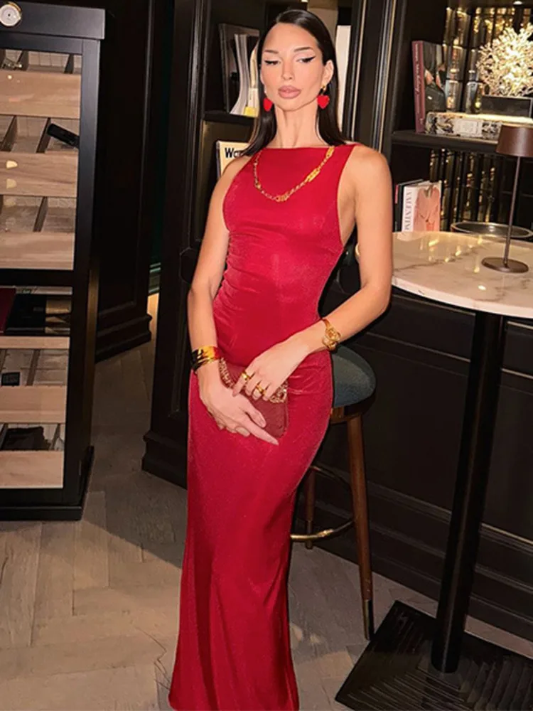 Mozision Spaghetti Strap Backless Sexy Maxi Dress For Women Red Sleeveless Backless Bodycon Ruched Club Long Dress Elegant