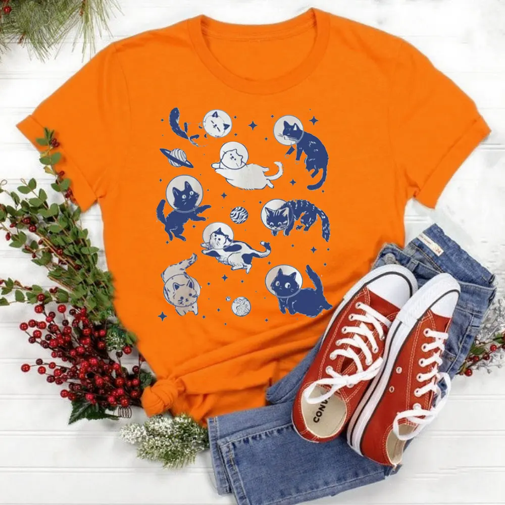 Cats in Space Shirt Funny Cat Tshirt Women Shirt Aesthetic Graphic Retro Vintage Tops Casual for Daily Wear and Casual Outings