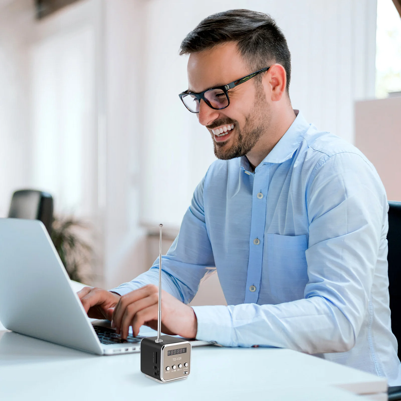 

1 set Vintage Mini Speaker Portable Wireless Small Sound System Retro Rechargeable Travel Outdoor Desktop Music Player