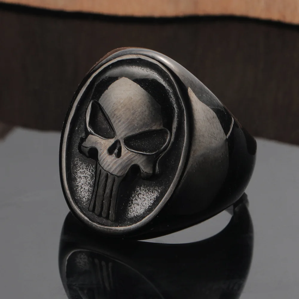 Spartan mask man titanium steel ring, European and n personality ring domineering skull punk style man jewelry