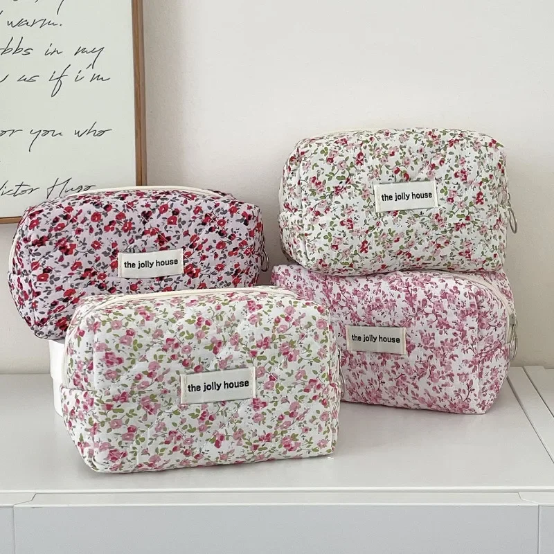 Fashion Storage Organizer Floral Puffy Quilted Makeup Bag Makeup Accessory Cosmetic Pouch Toiletry Handbag Flower Printed