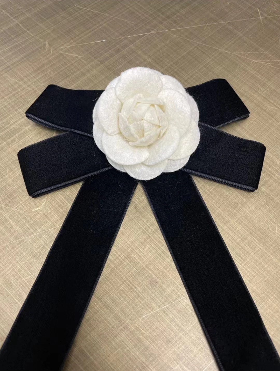 Preto coreano handmade pena peito flor tecido arte grande flor masculino e feminino anfitriões peito Pin acessórios de desempenho