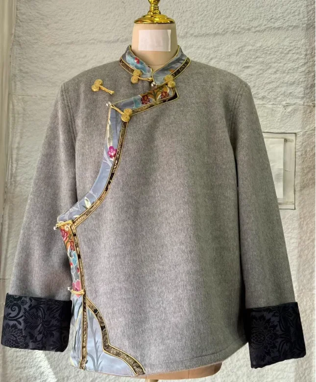 

Chinese Women's Warm Jacket Autumn and Winter Double Collar Thickened Double sided Velvet Xizang Clothes