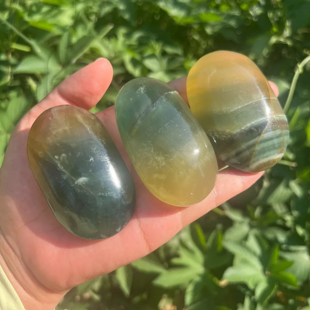 

1pc 60-140g Random Rainbow Flourite Palm Crystal - Elegant Yellow& GreenMarbled Design, Smooth Polished Finish