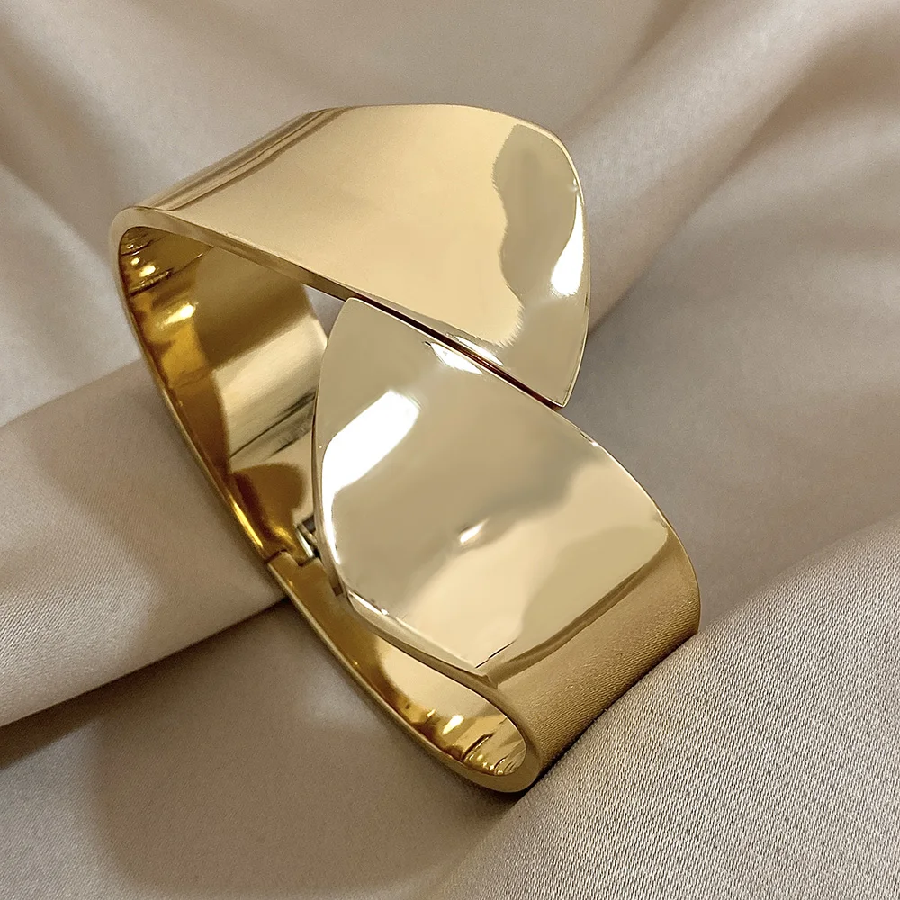 18K Gold Plated Stainless Steel Chunky Cuff Bangles Bracelets for Women Exaggerated Geometric Wristband Bracelet Charm Jewelry