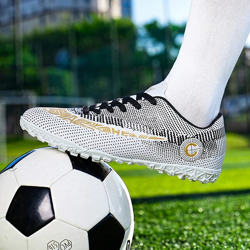 New Men Soccer Shoes Professional Football Boots TF Outdoor Comfortable Lightweight Sports Shoes Long Spikes High-quality Futsal