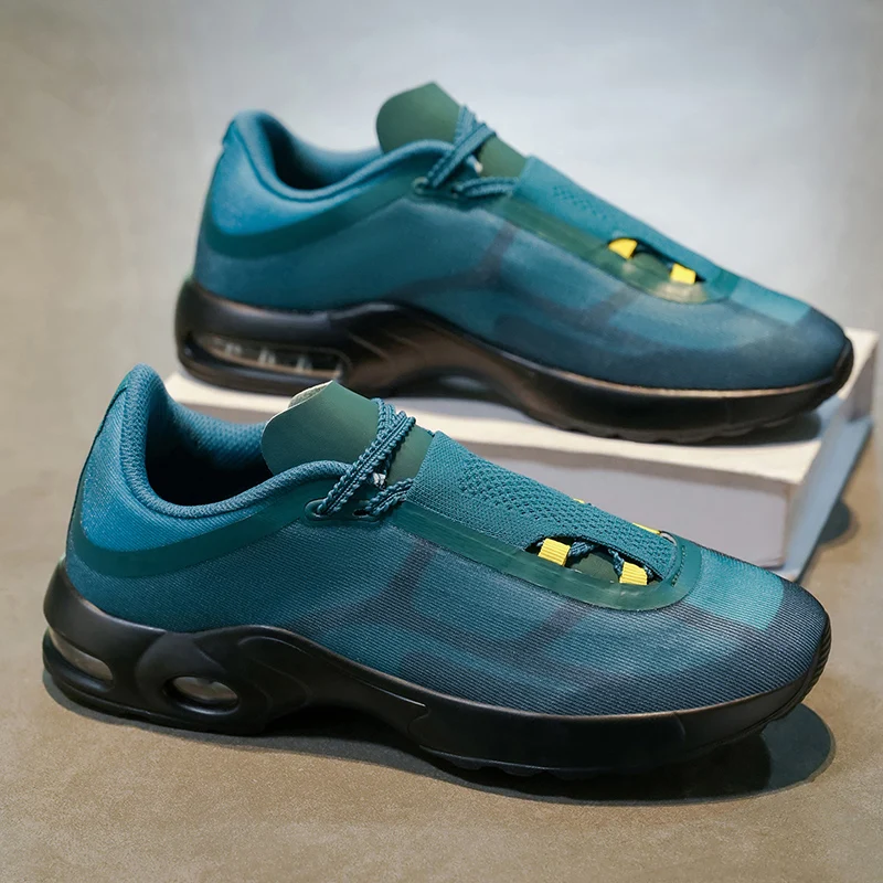 

New Men's Fashionable Casual Sports Shoes Comfortable, Versatile and Breathable Casual Walking Shoes and Running Shoes