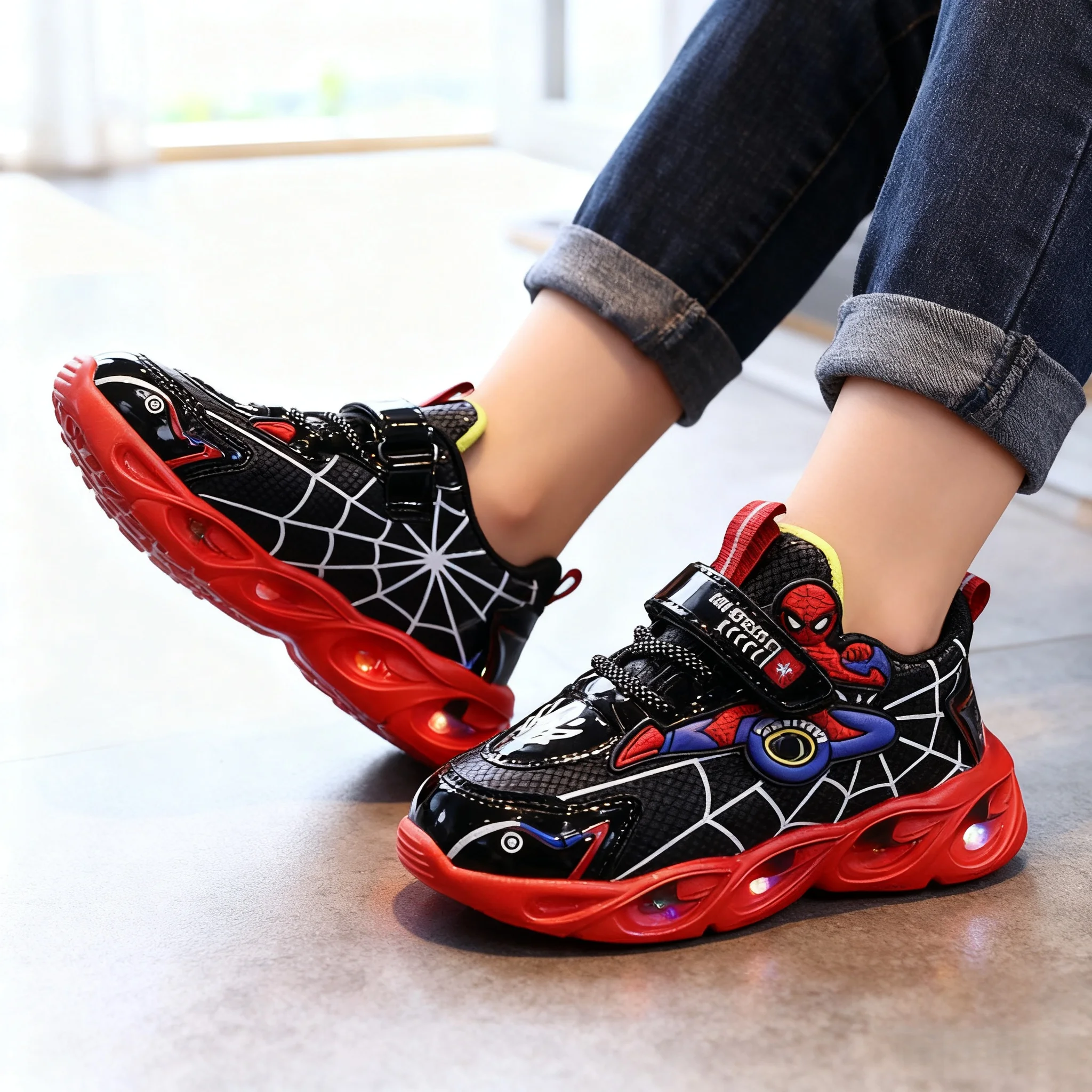 Disney meninos sapatos luzes led dos desenhos animados outono crianças sapatos esportivos de couro antiderrapante tênis de corrida das crianças tamanho 25-35