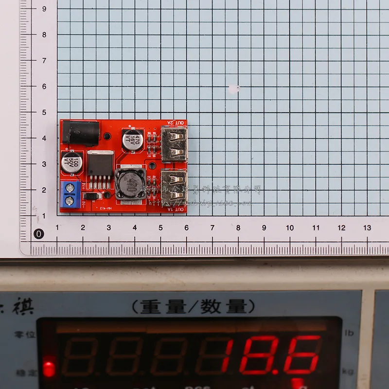 10 قطعة 9 فولت/12 فولت/24 فولت/36 فولت بدوره 5 فولت تنحى وحدة DC-DC سيارة شحن الشمسية 3A موفر طاقة تنظيمي وحدة