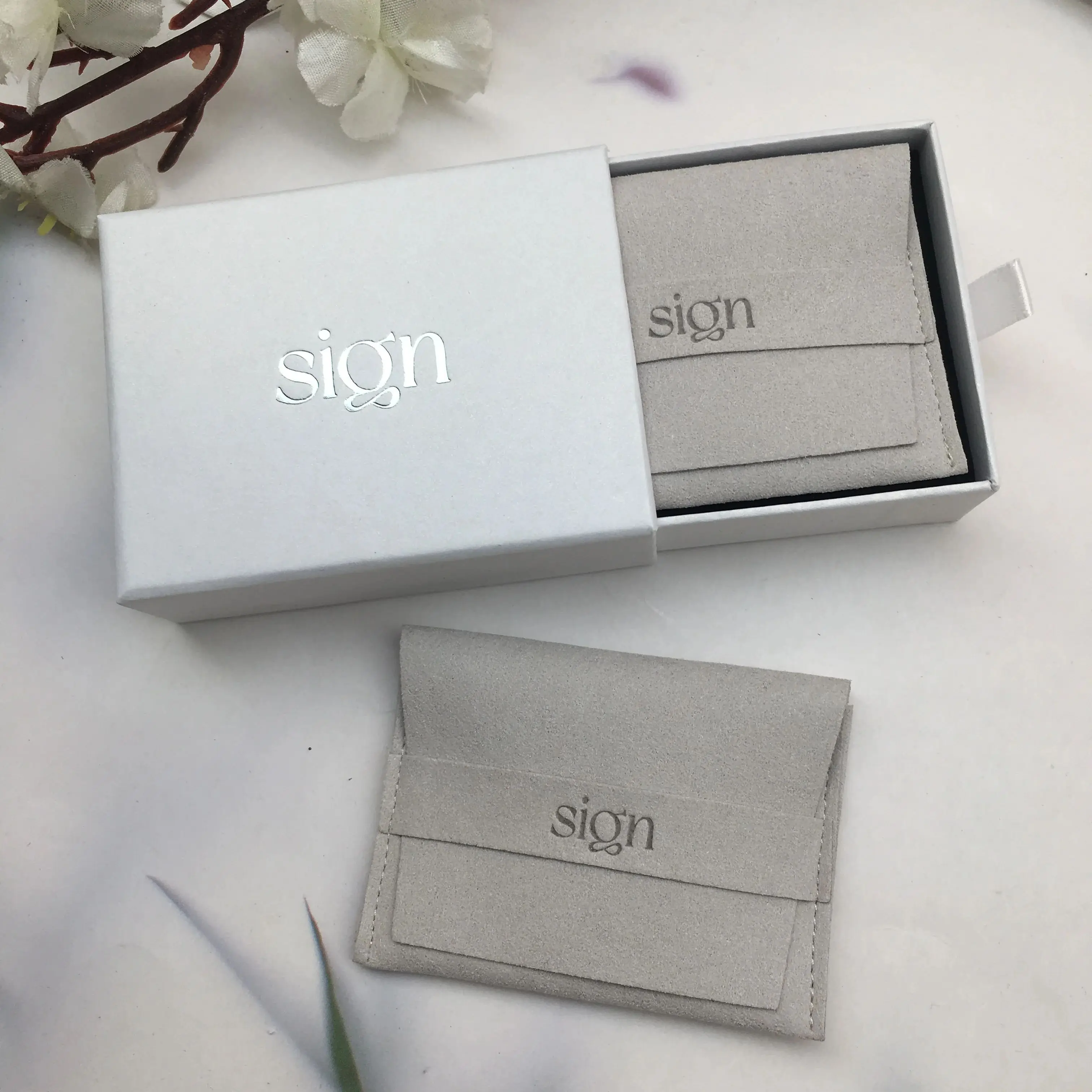 

100set Custom Logo Red Cardboard Sliding Drawer 7X9cm Jewelry Boxes Microfiber Flip Gift Bags Ring Earrings Organizer Case Pouch