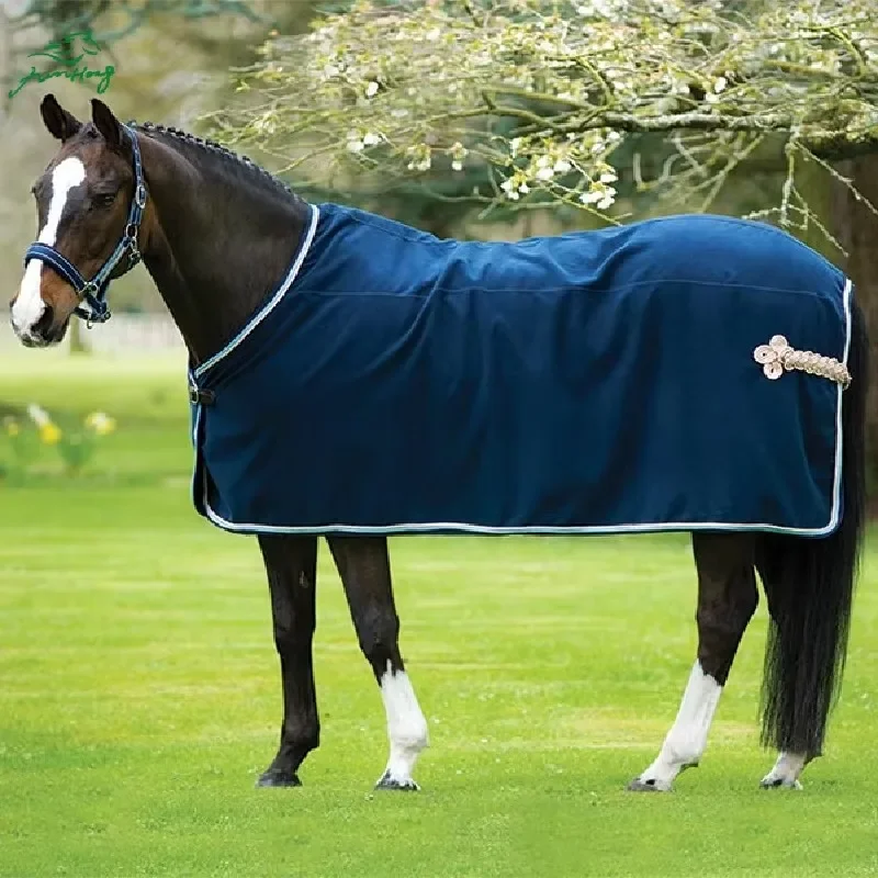 Horse Travel Rug Soft Durable Material Lightweight Design Perfect For Horse Transport And Stable Rest Comfortable Supply