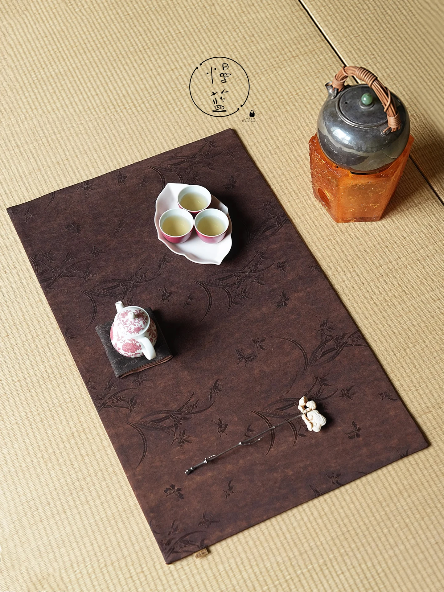 

Новый традиционный китайский набор для чая: синяя шелковая настольная дорожка Mlan, аксессуары, сухие чайные подушечки, тканевые чайные принадлежности, украшения