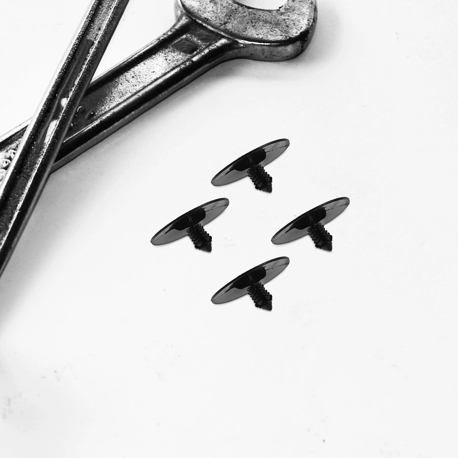 

30pcs Bumper Lining Plate Rivets Plastic Fastener Kit Automotive Retainer Clips Universal Car Clips for Door Panel Mud Guard