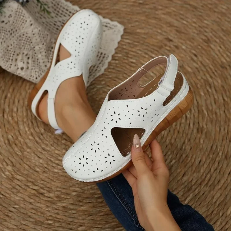 Retro hollowed out casual women's sandals oversized anti slip  sloping heel  women's shoes 35-43