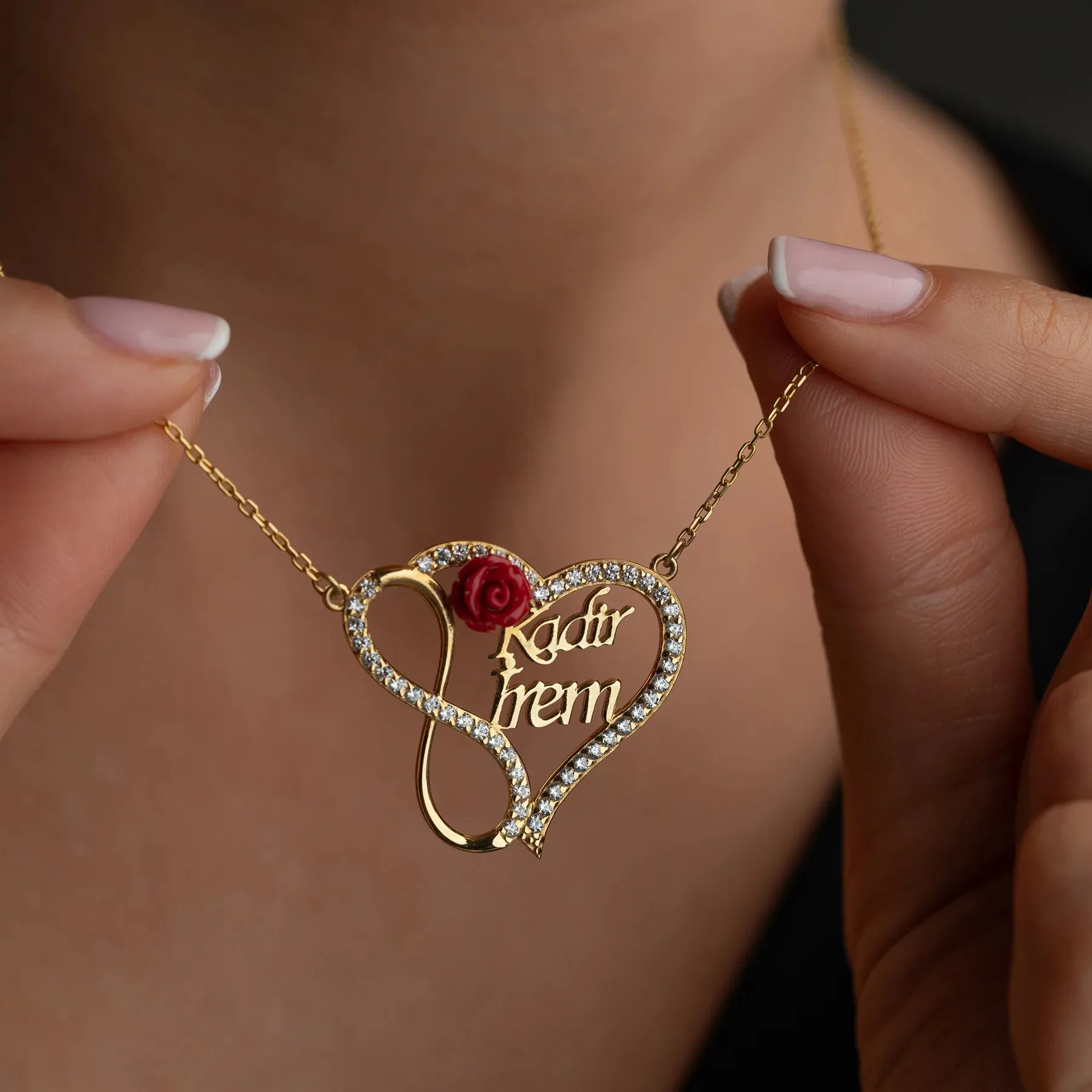 custom-premium-rose-necklace-personalized-couple-names-rose-flower-pendant-elegant-jewelry-gift-for-women-wife-birthday-gift