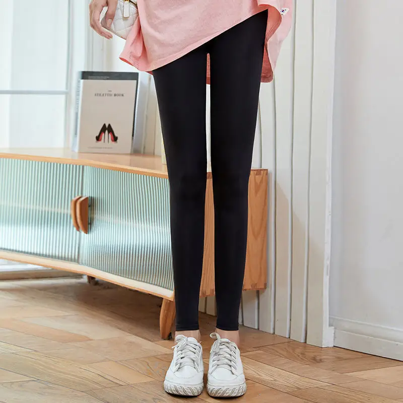 Ultra-Thin Ice-Silk Sharkskin Yoga Pants High-Waisted Butt-Lifting Nine-Point Goddess Leggings Women's Fashion Trousers