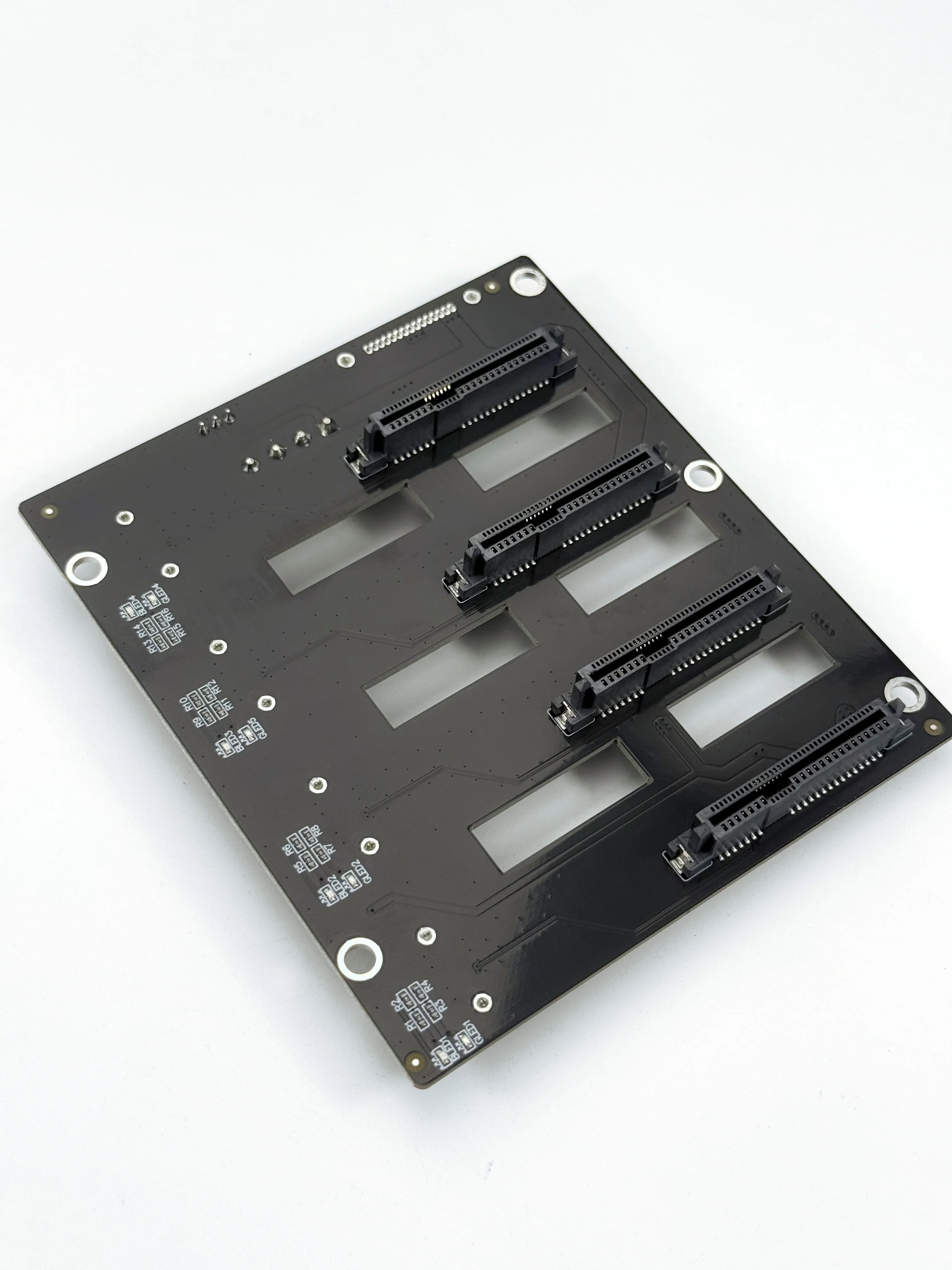 Scheda di espansione SATA ad alta velocità Backplane N4 NAS Accessori per telaio Connettori SATA 4 Schede di interfaccia per disco rigido Circuito