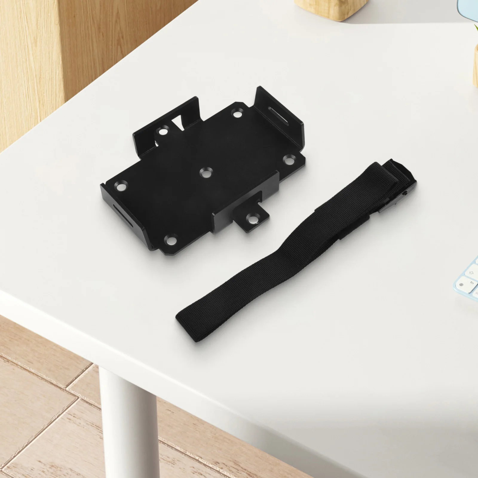 

Battery Storage Solution Adjustable Hold-Down Strap Marine Battery Tray For Vehicles Pre-drilled Mounting Holes
