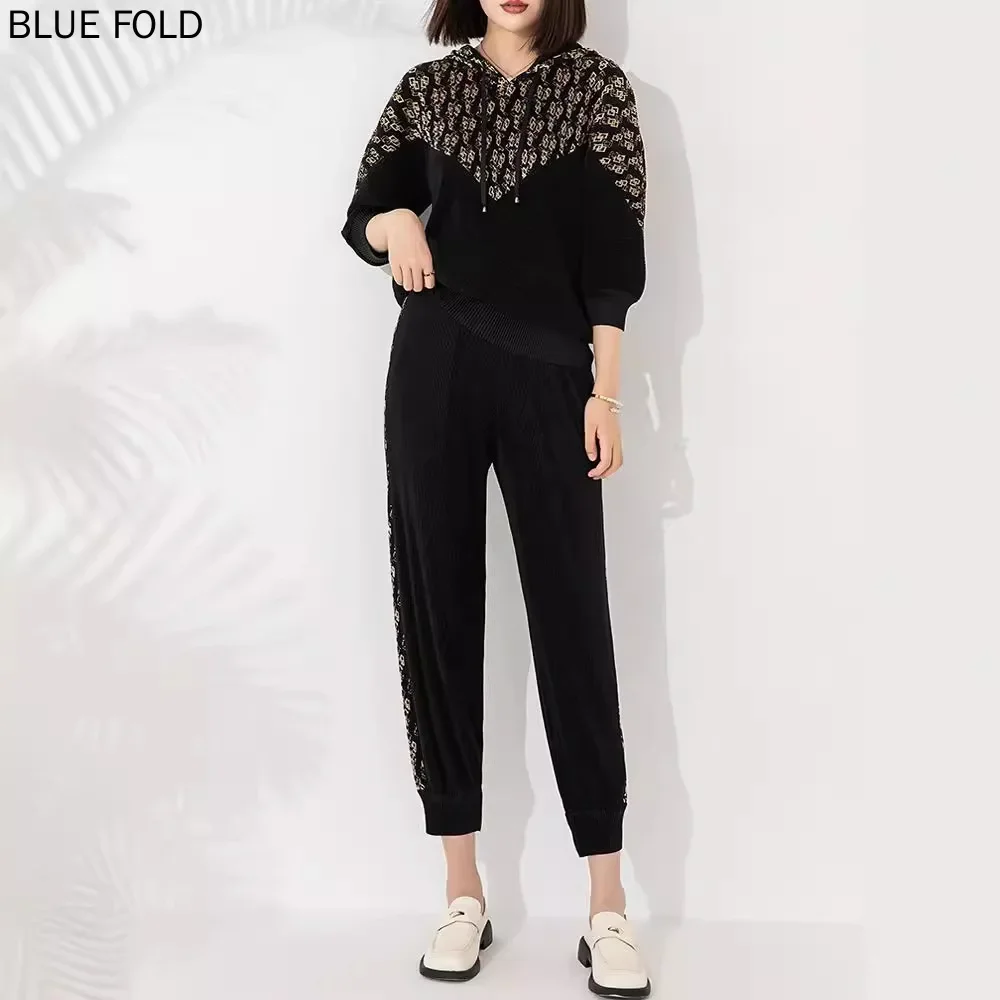 

MIYAKE модный повседневный костюм женский весна-лето новый темперамент универсальный бронзовый топ с капюшоном толстовка плиссированный комплект из двух предметов